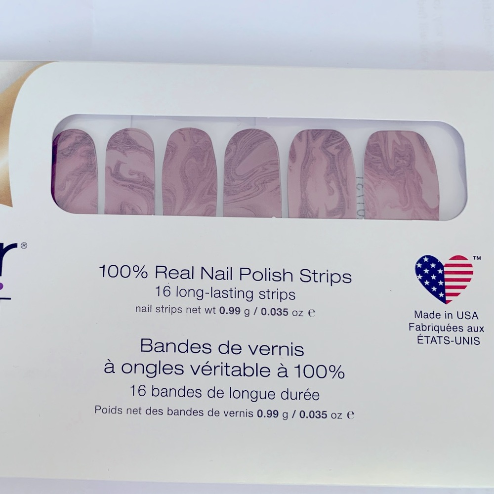 Color Street Nail Art Strips: A Stone’s Throw